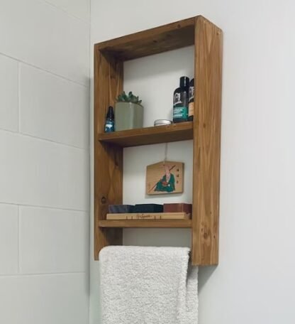 shelf unit with towel rail